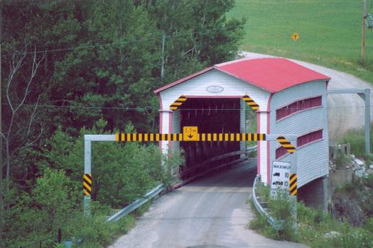 Pont Lambert, Sainte-Sophie, Québec, Canada
