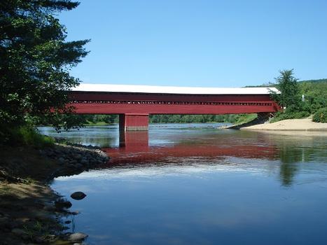 Pont Ferme-Rouge (est), St-Aimé-du-Lac-des-Îles, Québec, Canada