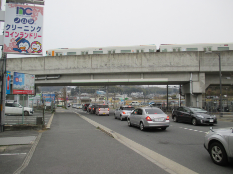 Pont ferroviaire sur le Tomio (Ligne Keihanna)