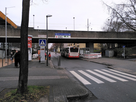 Stadtbahnbrücke Glewitzstraße:Ansicht von Osten