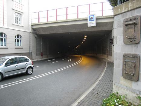 Tunnelportal West