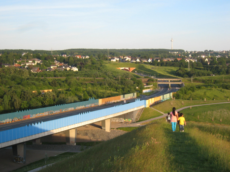 Pont de la B236 sur l'Emscher