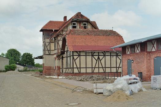 Bahnhof Loitz, Ansicht von Südosten