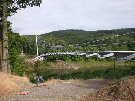 Urftseebrücke während der Brückenmontage