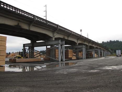 Isthmus Slough Bridge I - West approach spans with supplemental supports
