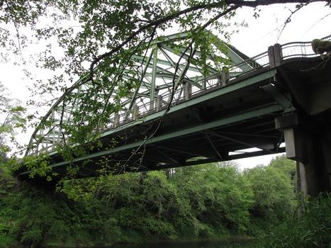 Siletz River Bridge OR 229 mp 20.66