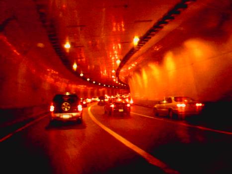 Vista Ridge Tunnel eastbound (interior)