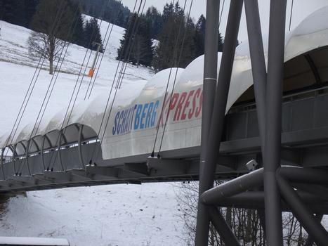 Brücke für Skifahrer am Schattberg X-press, Saalbach, Salzburger Land, Österreich