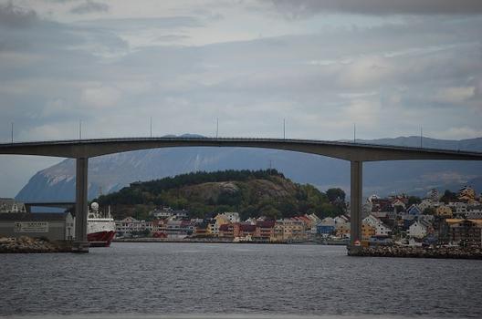 Sørsund-Brücke, Kristiansund, Møre og Romsdal, Norwegen