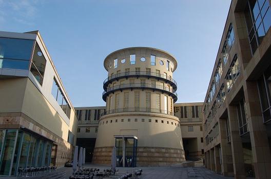 Staatliche Hochschule für Musik und Darstellende Kunst, Stuttgart