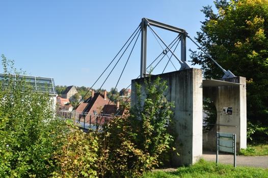 Brücke zum Bahnhof Schwäbisch Hall über die Straße Hirschgraben, Schwäbisch Hall