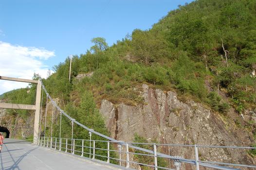 Trolljuv bru, bei Skanevik, Hordaland, Norwegen