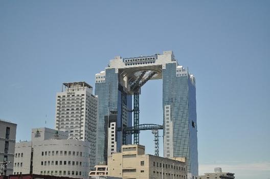 Umeda Sky Building, Ōsaka, Japan