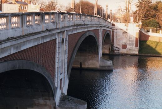 Hampton Court Bridge