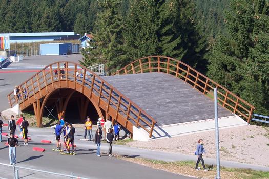Pont-ski au stade de biathlon d'Oberhof