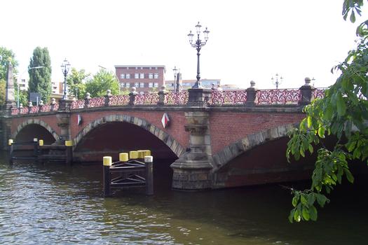 Pont Luther, Berlin