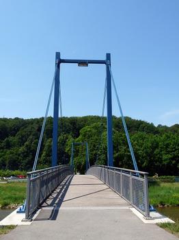 Brücke über die Weiße Elster in Gera im Hofmühlenpark