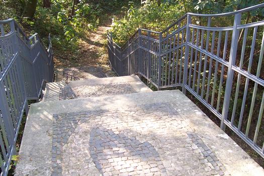 Fußgängerbrücke im Stadtpark von Mühlhausen/Thüringen