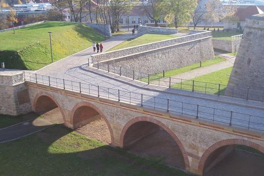 Zufahrtsbrücke zur Zitadelle auf dem Petersberg in Erfurt (Thüringen)