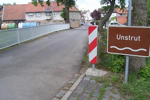Brüke in Helmsdorf über die Unstrut befindlich / Teil des Unstrut-Radweges