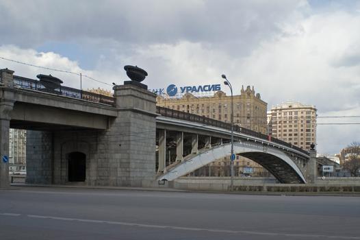 Pont-métro, Moscou