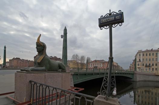 Pont égyptien, Saint Pétersbourg