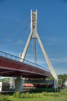 Prospect Aleksandrovskoy Fermy bridge
