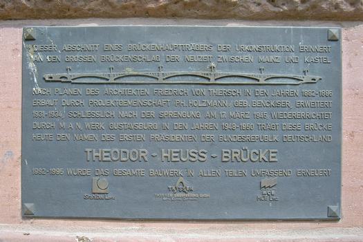 Theodor-Heuss-Brücke, Wiesbaden