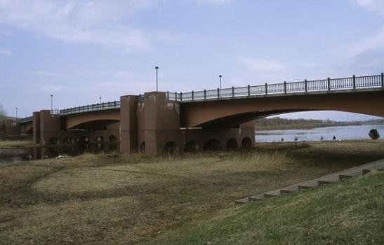Suigo Higashi Oohasi-Brücke