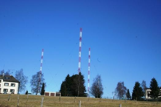 Les 3 mâts émetteurs de jour à Marnach