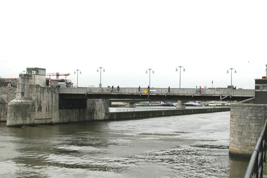 Sint Servaas Lift Bridge (Maastricht, 1962)