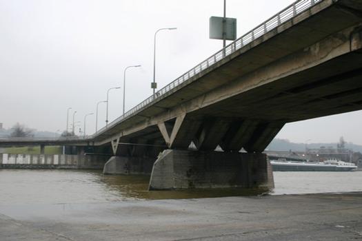Pont d'Ougrée vu de la rive droite amont