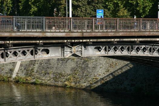 Pont de Fétinne: Mittelteil mit Gelenk