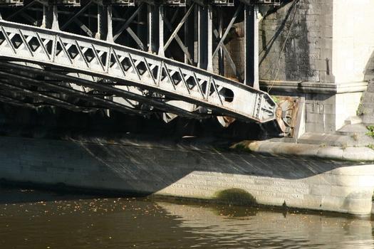 Pont de Fétinne: Articulation rive droite