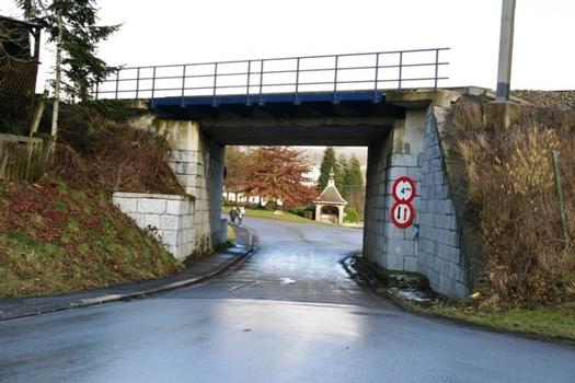OurthekanalEisenbahnbrücke in Horny