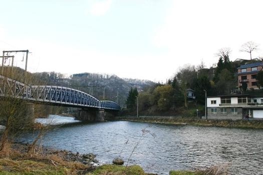 Pont ferroviaire à Rivage sur l'Amblève vu de la rive gauche amont