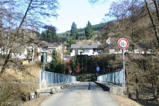 Grenzbrücke über die Our zwischen Oberhausen (B) und Welchenhausen (D)