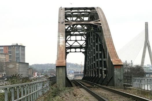 Die Monsin Brücke Draufsicht