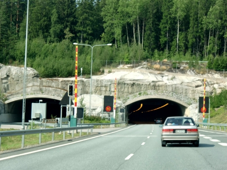 Isokyla Tunnel western portals