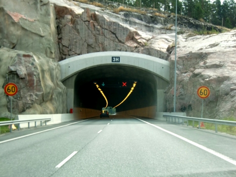 Hepomäki Tunnel eastern portals