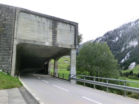 Val da Tgauras-Val Perver Tunnel northern portal