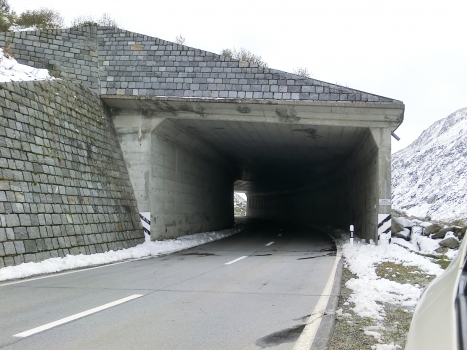 Vallatscha Gronda Tunnel northern portal