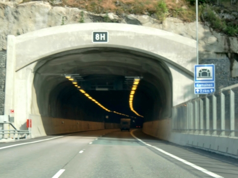 Karnainen Tunnel eastern portals