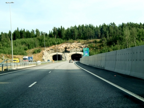 Lehmihaka Tunnel eastern portals