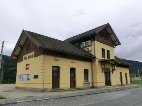 Thörl-Maglern Station