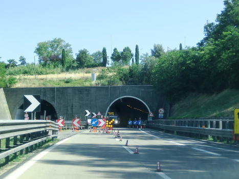 Querce al Pino Tunnel southern portal