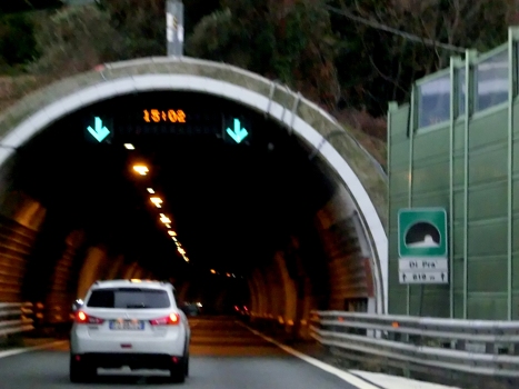Di Prà Tunnel eastern portal