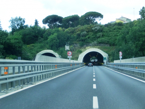 Meceti Tunnel eastern portals