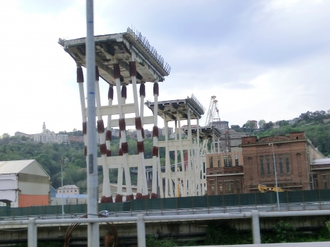 Polcevera Viaduct dismantling