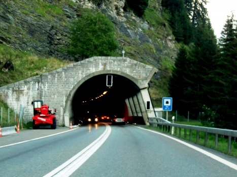 Gei Tunnel western portal